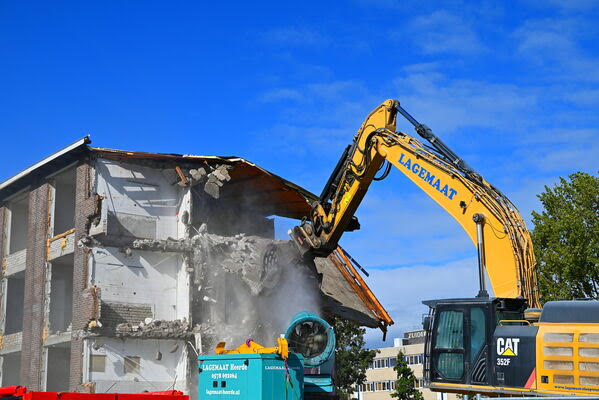 Sloop flats in Leeuwarden begonnen