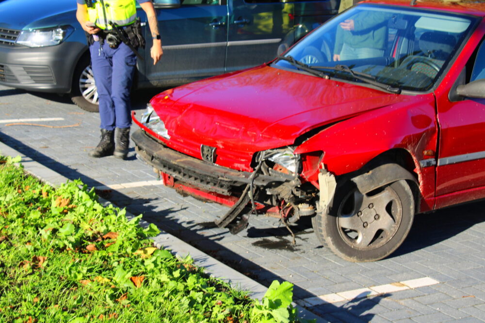 Flinke schade na kop-staartbotsing in Leeuwarden