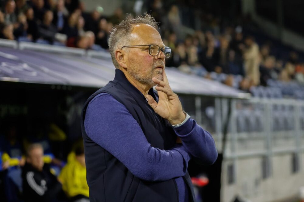 VIDEO: Henk de Jong: “We hebben het lastig, voetballend ook, maar er zit best potentie in”