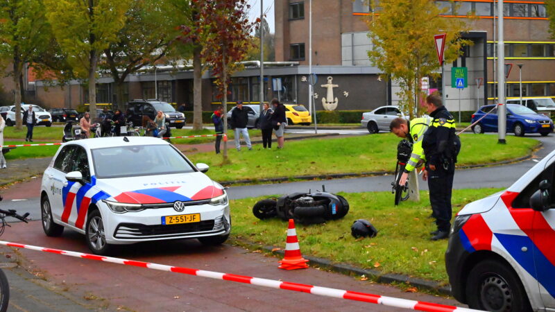 Scooterrijder gewond na achtervolging door de politie in Leeuwarden