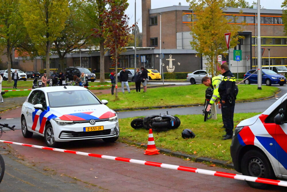 Scooterrijder gewond na achtervolging door de politie in Leeuwarden
