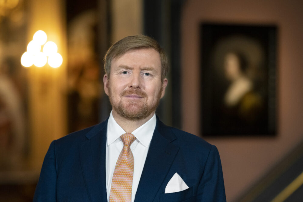 Koning Willem Alexander in Leeuwarden voor werkbezoek over Friese taal en cultuur