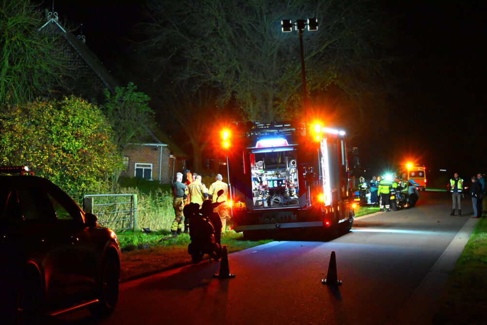 Driewieler motor belandt in sloot in Koarnjum