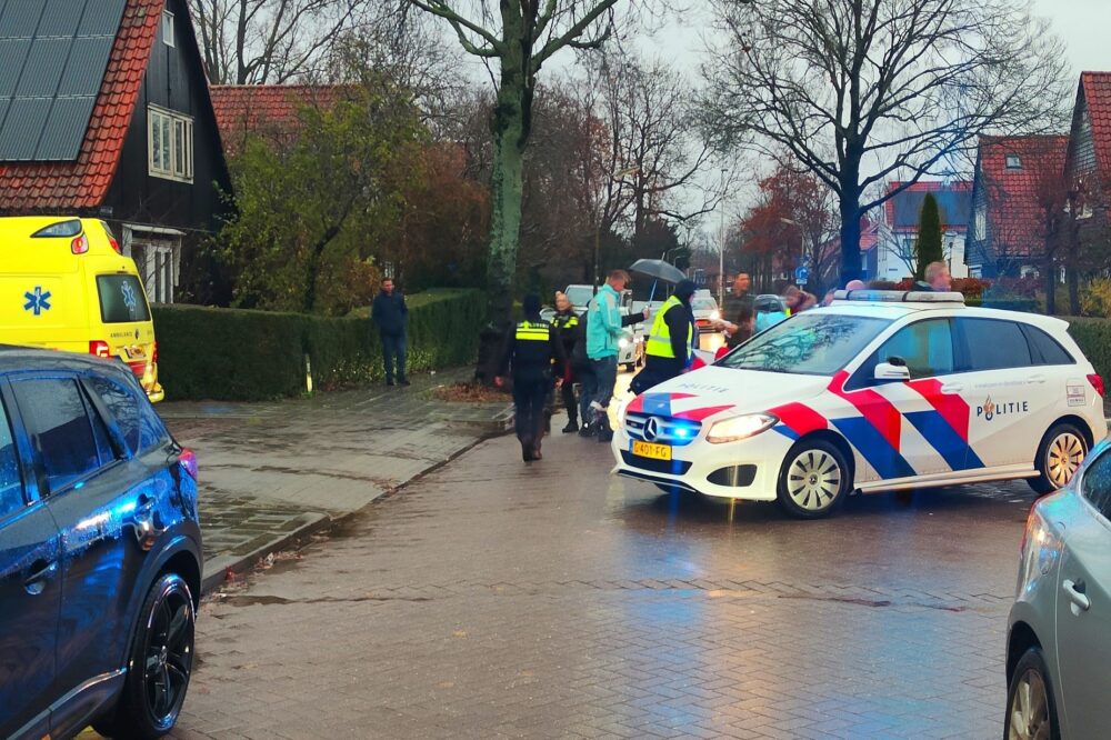 Twee fietsers botsen op elkaar in Leeuwarden