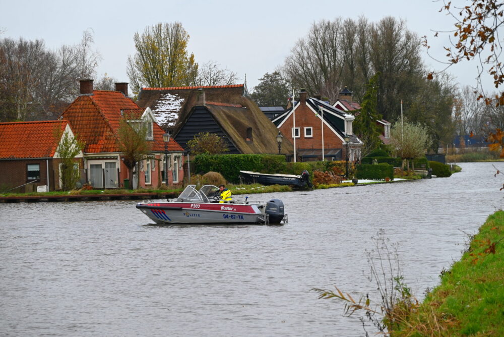 Politie vindt lichaam in het water bij de Froskepôle in Leeuwarden