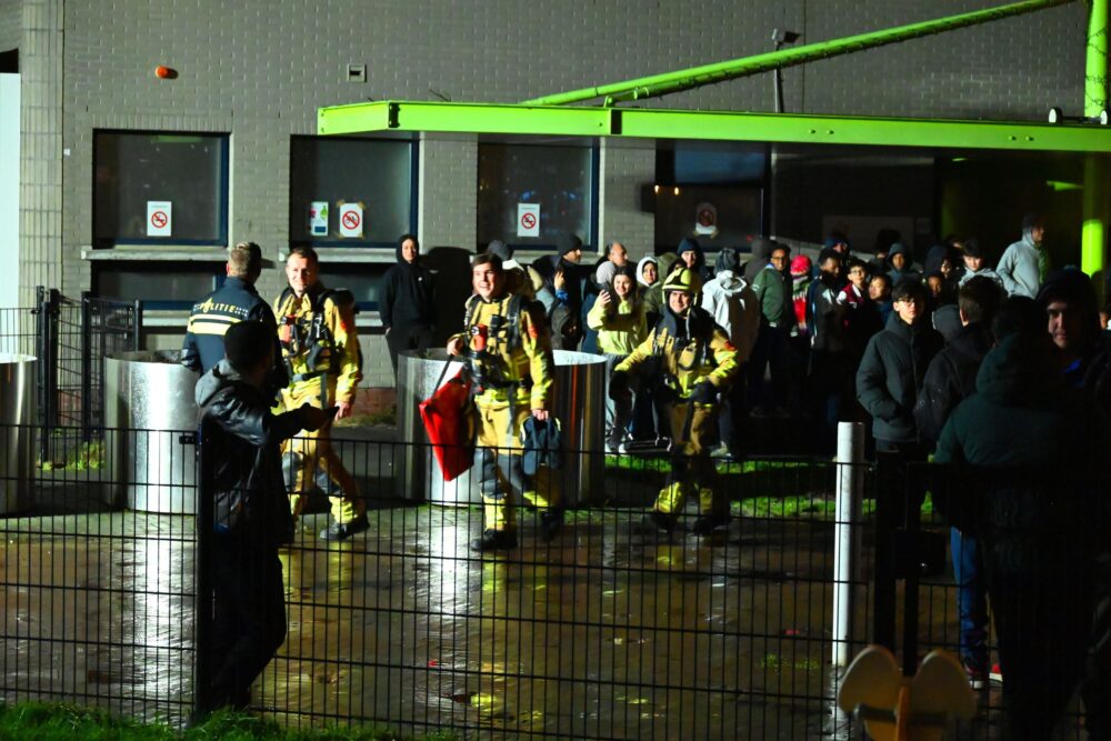 Vluchtelingenopvang in Leeuwarden ontruimd vanwege brandmelding