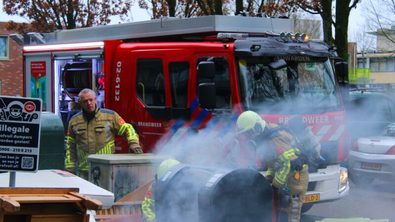 Veel rook bij brand in ondergrondse container in Leeuwarden