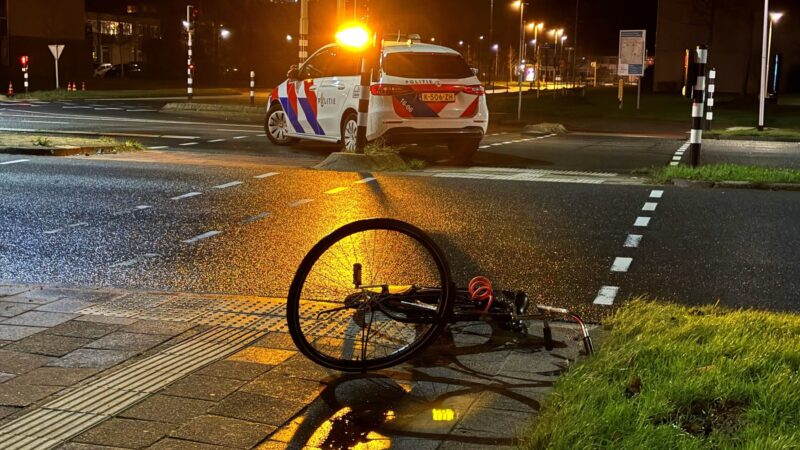 Fietser gewond bij aanrijding met auto in Leeuwarden