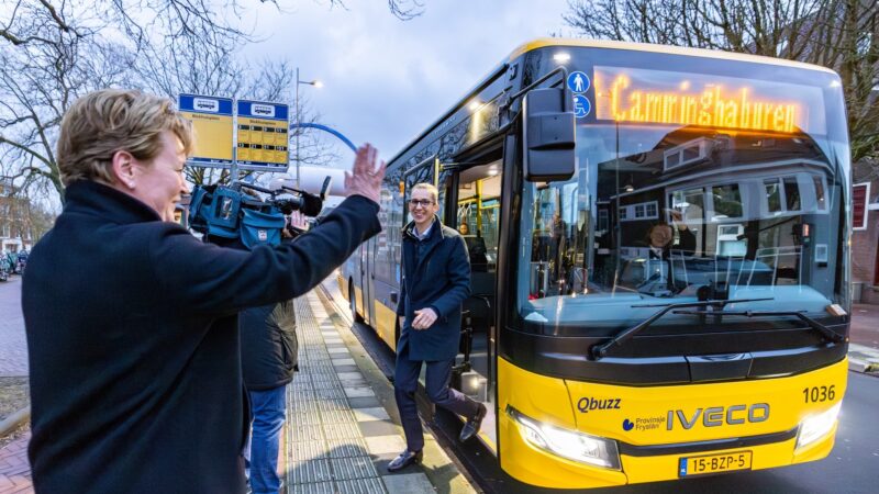 Reizigers in Friesland geven Arriva (trein) en Qbuzz (bus) een 7,8