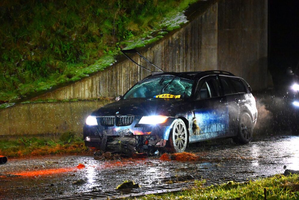 Meerdere ongevallen door plotselinge gladheid na hagelbui in Wirdum