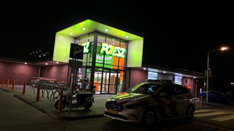 Overval Poeisz supermarkt Pieter Sipmawei