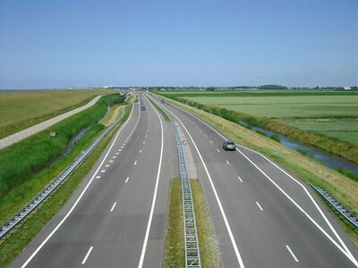 Ongeluk op N31 bij Leeuwarden: Verkeer vast over 7 kilometer