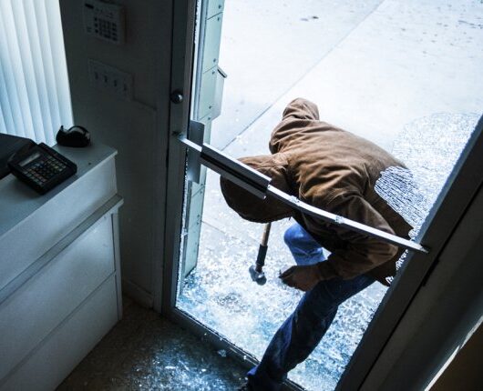 Twee inbraken op dinsdag in Leeuwarden: totaal dit jaar op 42