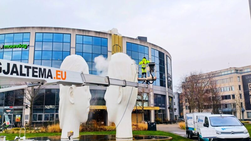 Schoonmaakbeurt voor Love Fontein in Leeuwarden