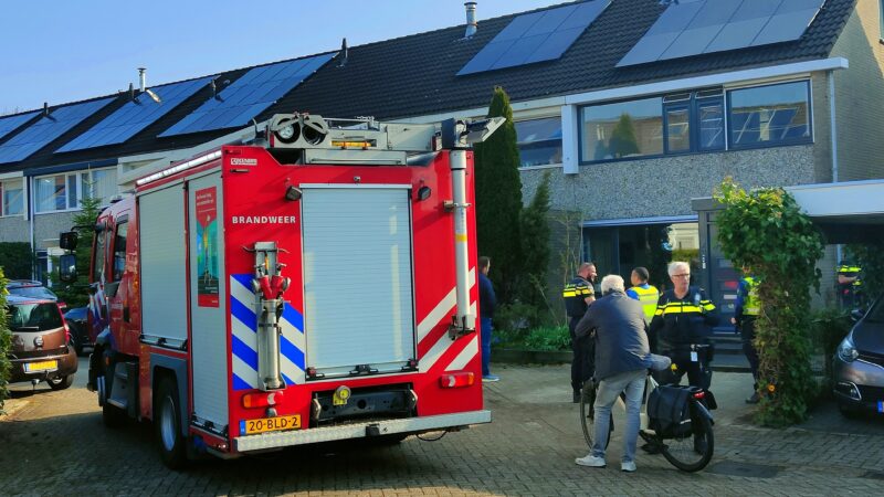 Brandweer controleert woning in Leeuwarden