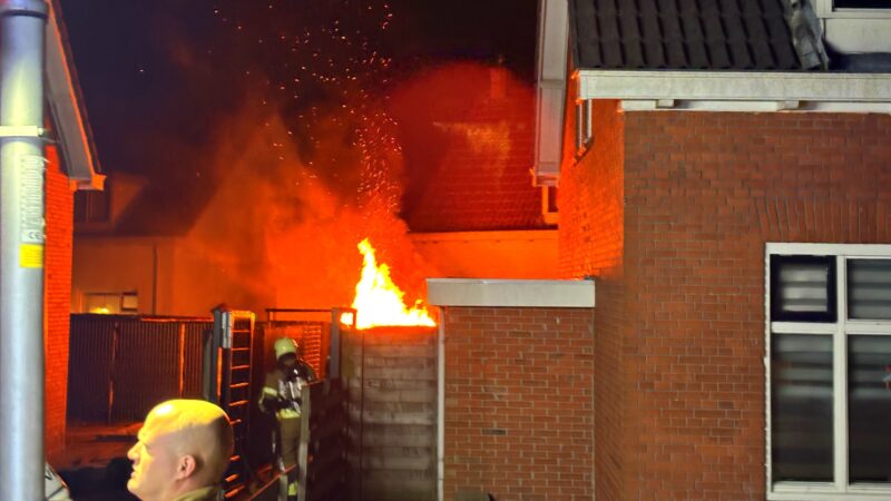 Opnieuw brand bij woning, ditmaal schuur