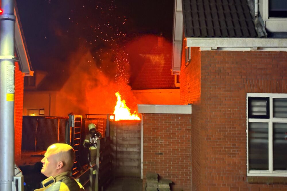 Opnieuw brand bij woning, ditmaal schuur