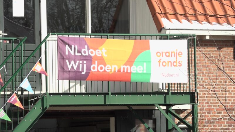 VIDEO: NLDoet dag bij kinderboerderij Doniastate Stiens