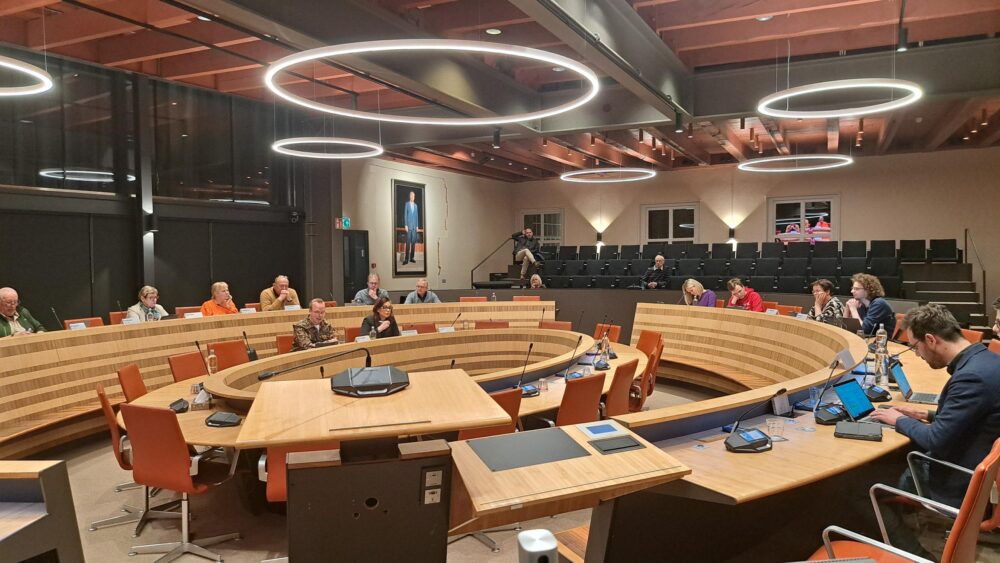 VIDEO: Geu Luik (VVD) over het debat over de fondsaanvraag doortrekking Kletsefeart in Stiens