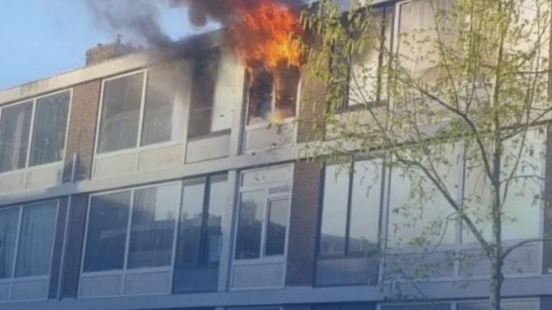 Getuigen gezocht na woningbrand aan Hazelaarstraat in Leeuwarden