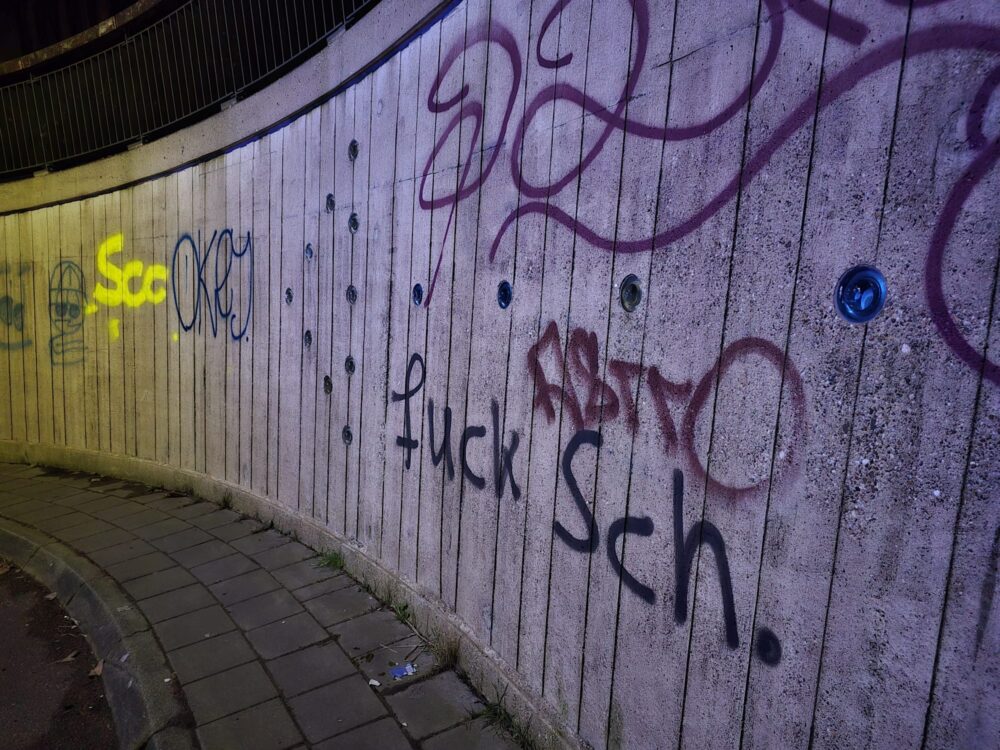 VIDEO: SP Fryslân wil graffitispuiters tegemoetkomen: Een 1 aprilgrap met een boodschap