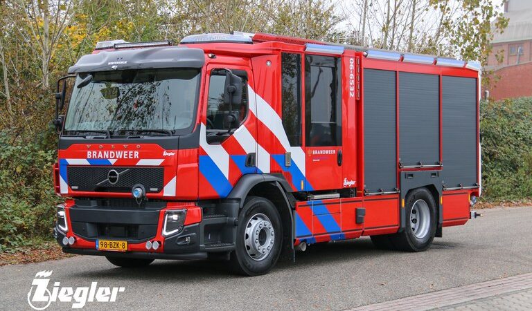 Gaslekkage in de Molenstraat in Leeuwarden: hulpdiensten rukken massaal uit