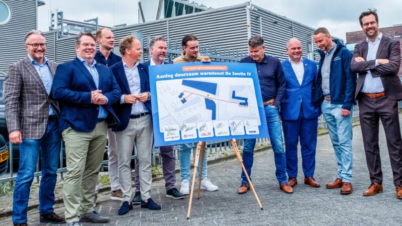 Intentieverklaring voor duurzaam warmtenet op De Zwette ondertekend