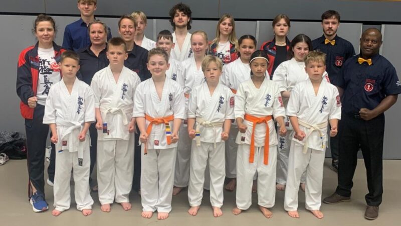 Karatevereniging Iryoku pakt negen prijzen op Noord-Nederlands kampioenschap