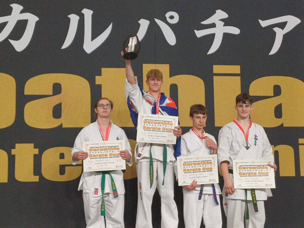 Jurgen van Ee wint karategoud in Polen