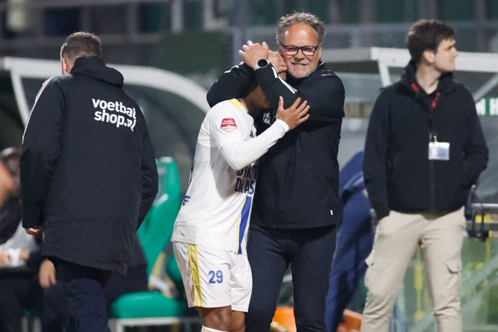 VIDEO Henk de Jong na knotsgekke avond bij ADO Den Haag: “We kunnen echt heel veel”