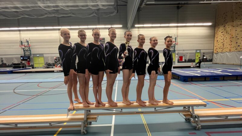 Juniorenteam van turnvereniging V&K Leeuwarden Nederlands kampioen op airtrack