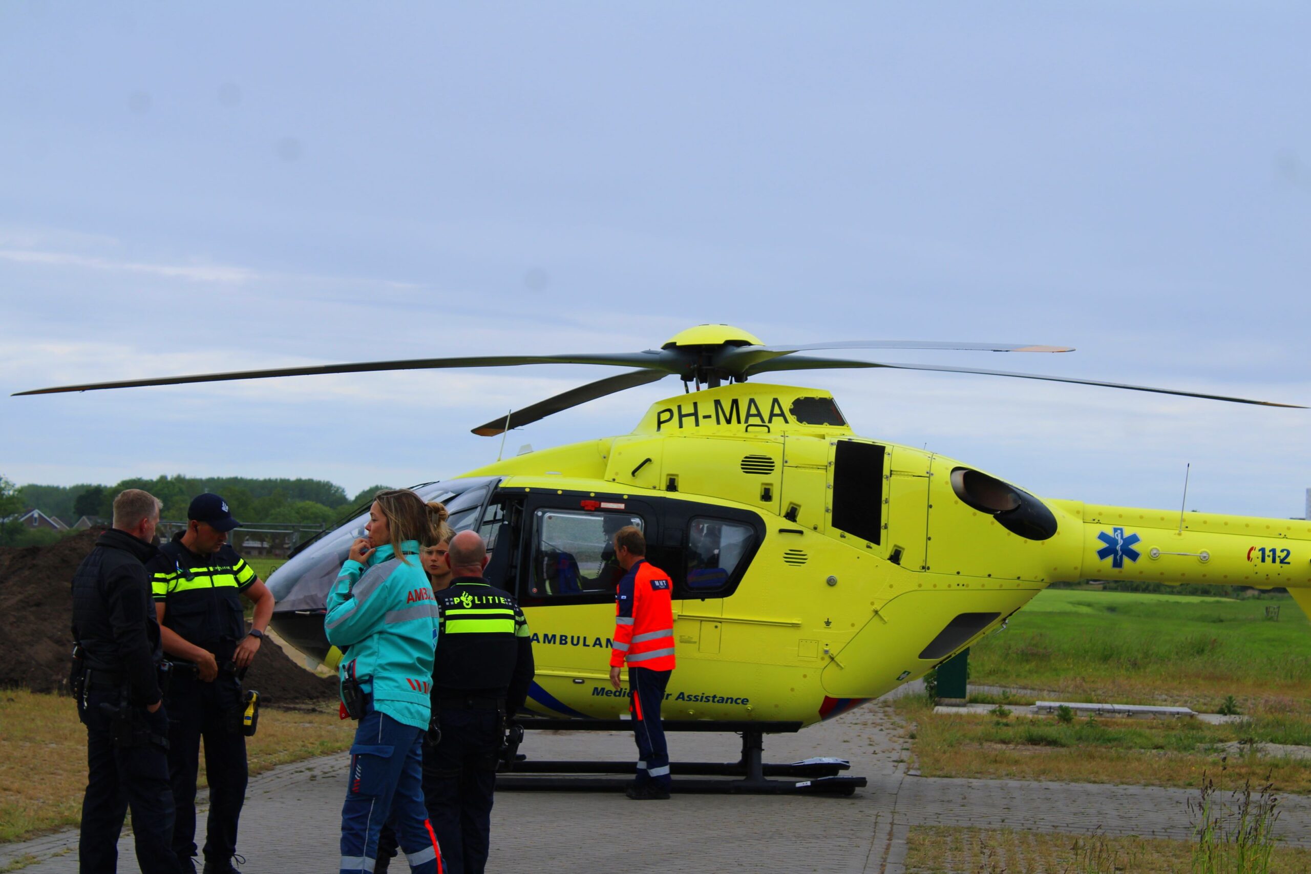 Traumateam ingezet voor ernstig ongeval op het water in Leeuwarden
