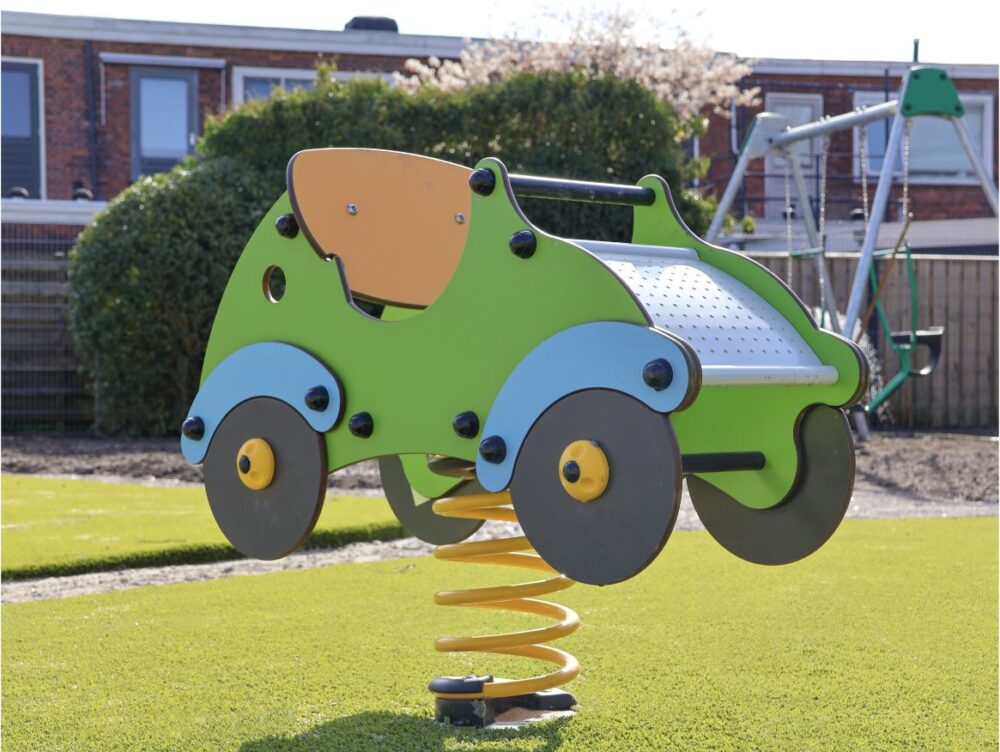 Video: Opening eerste inclusieve speeltuin in Huizum-West