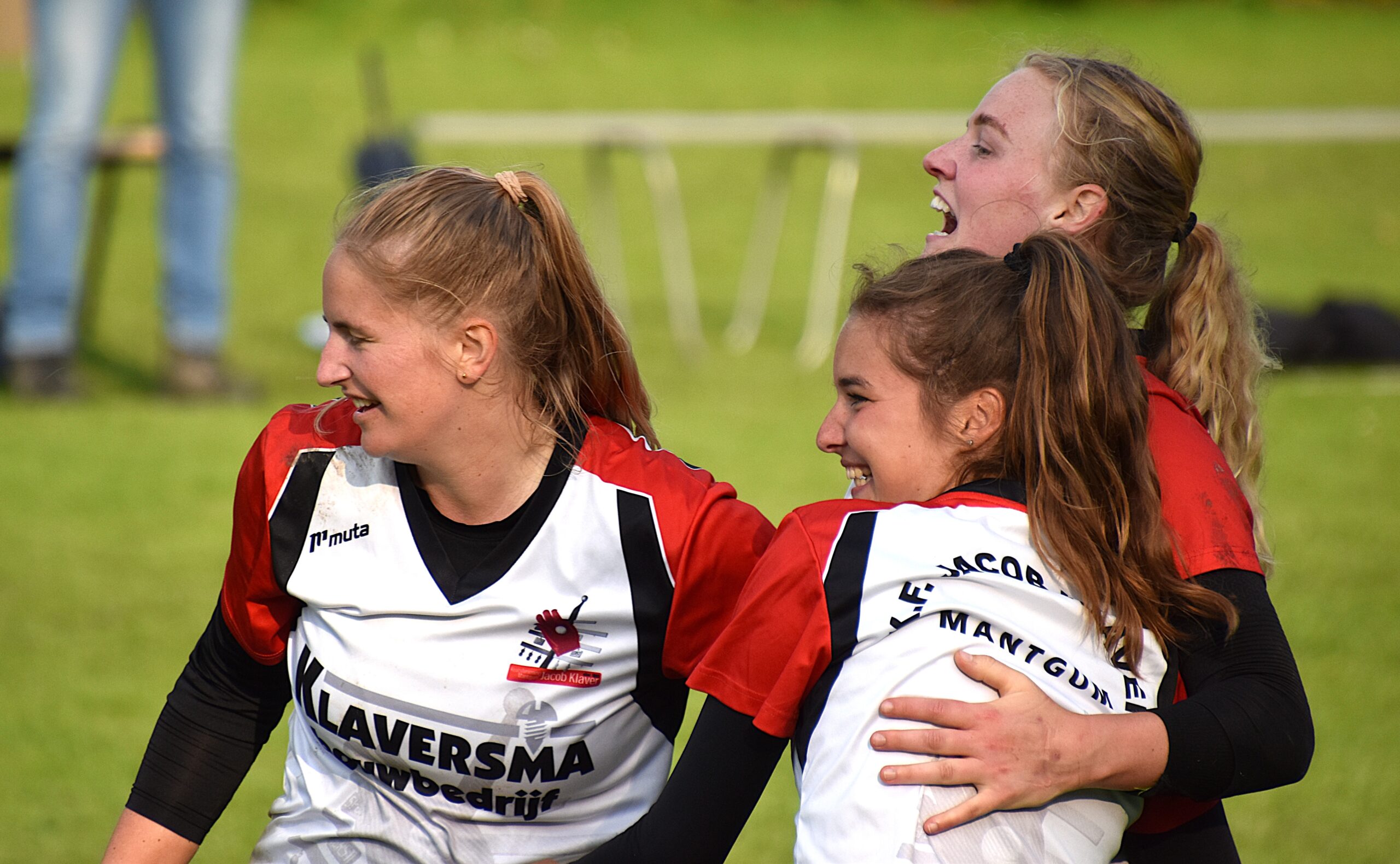 Audio: Mantgum verrassende winnaars NK-dames in Jorwerd