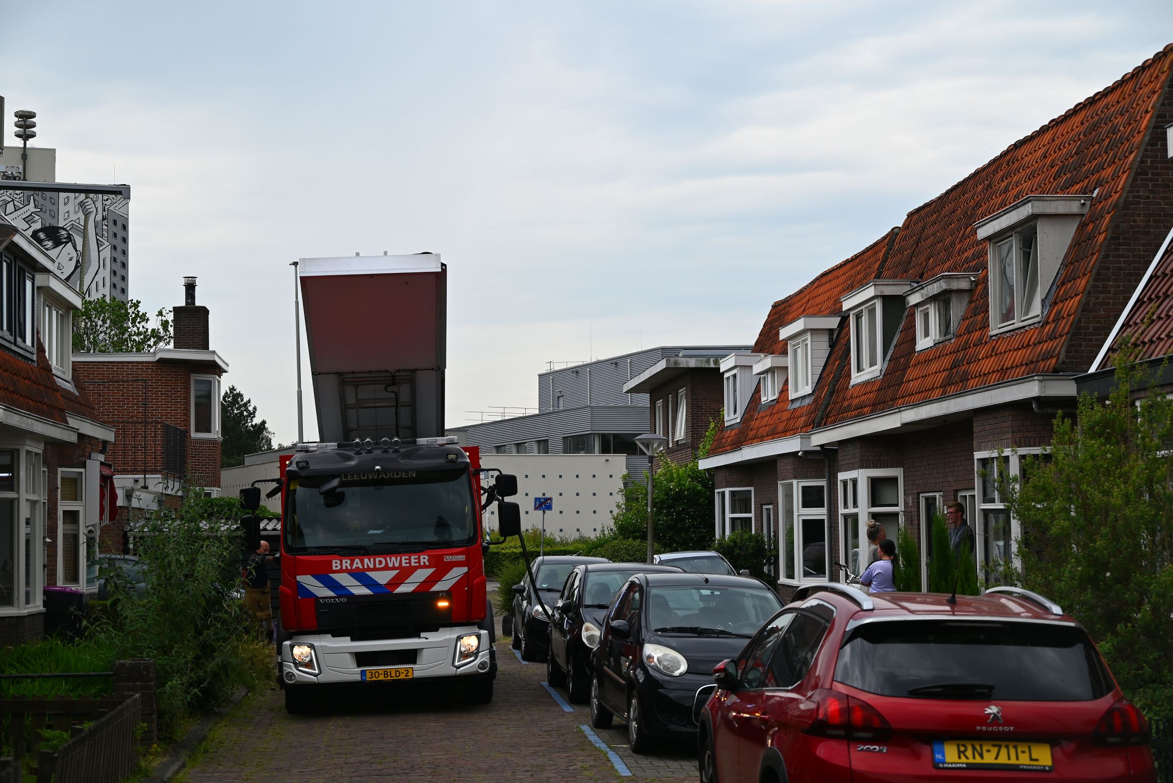 Schuurbrand snel onder controle in Leeuwarden