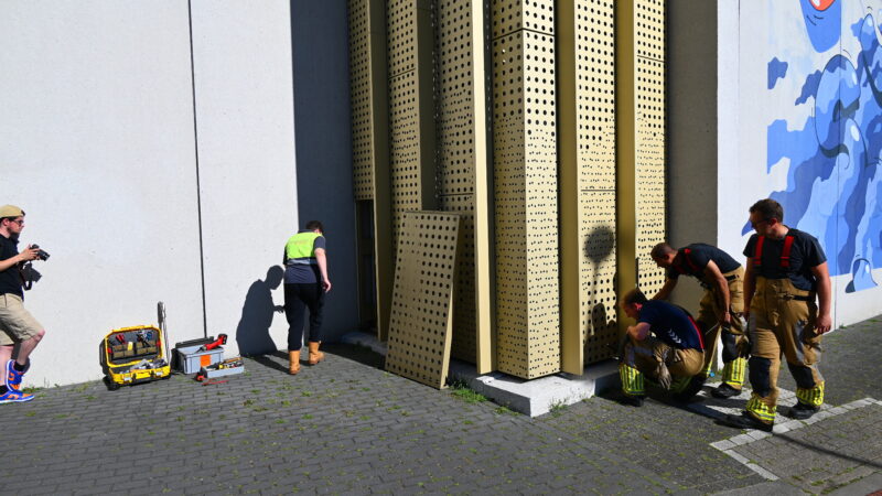 Kraai gered door brandweer