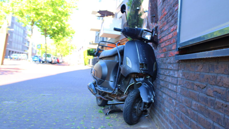 Ongeval tussen scooter en auto