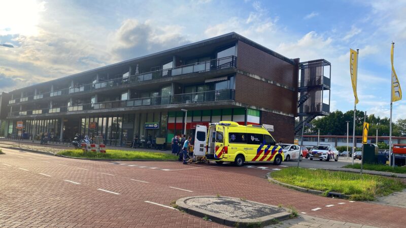 Wielrenner gewond bij botsing op Canadezenlaan