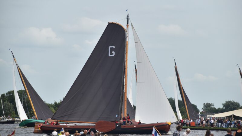 Zaterdag 26 juli is de start van het skûtsjesilen in Grou