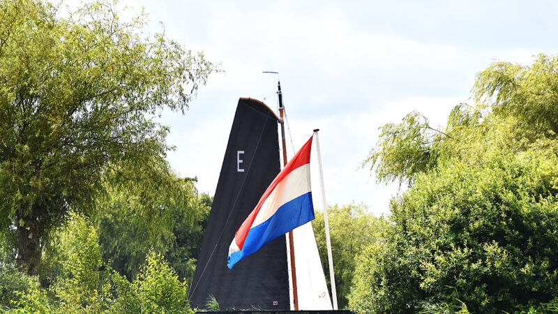 Eernewoude wint thuiswedstrijd, Leeuwarden tweede