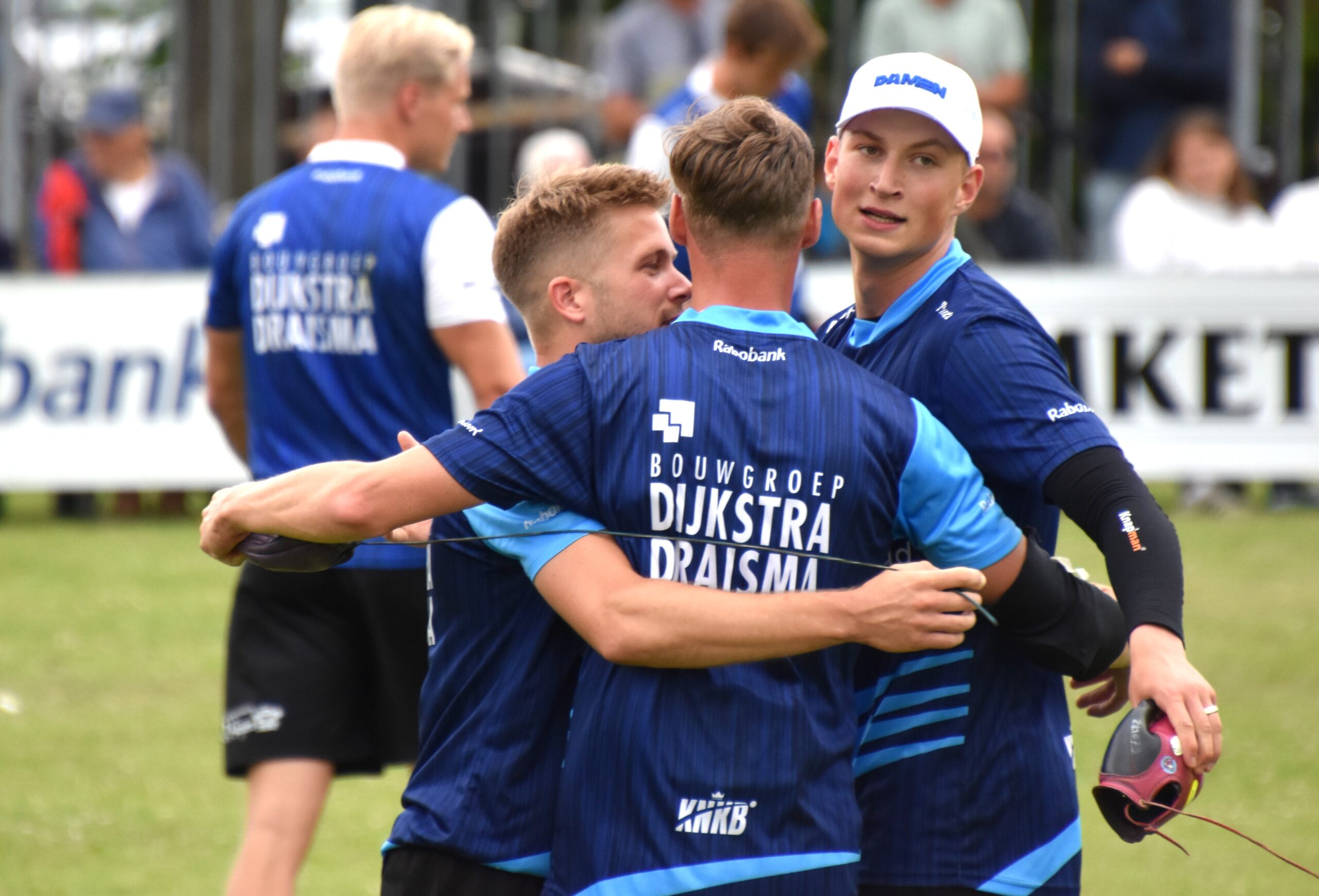 Steenstra en Minnesma winnen met van Zwieten in Harlingen