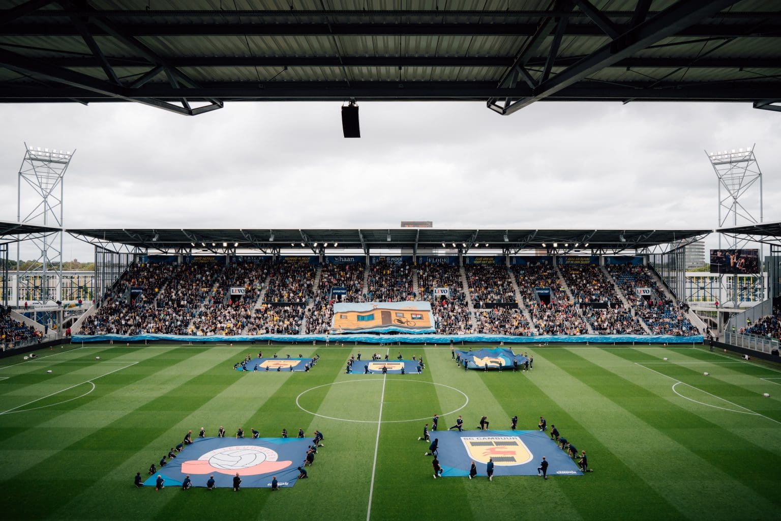 Cambuur pakt derde zege en blijft thuis ongeslagen