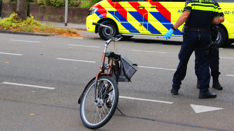 Fietsster gewond bij aanrijding