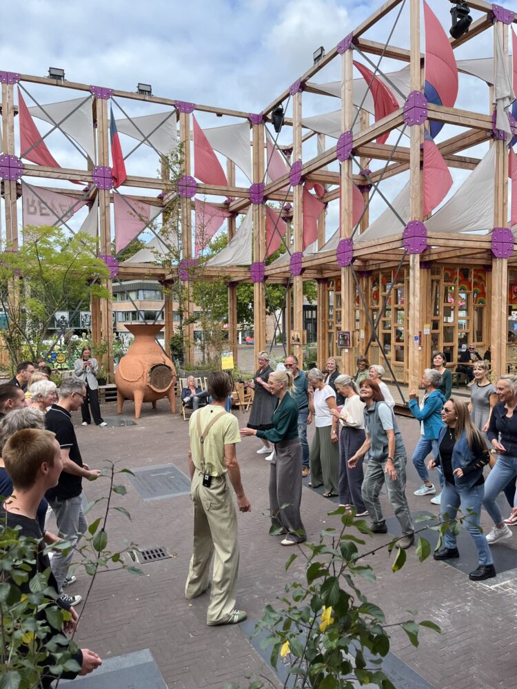 VIDEO: Laatste weekend Bouwurk; workshop Rock’n’Roll