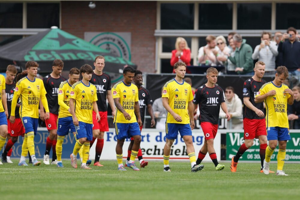 SC Cambuur sluit voorbereiding af met nipte nederlaag tegen Excelsior Rotterdam in Wergea