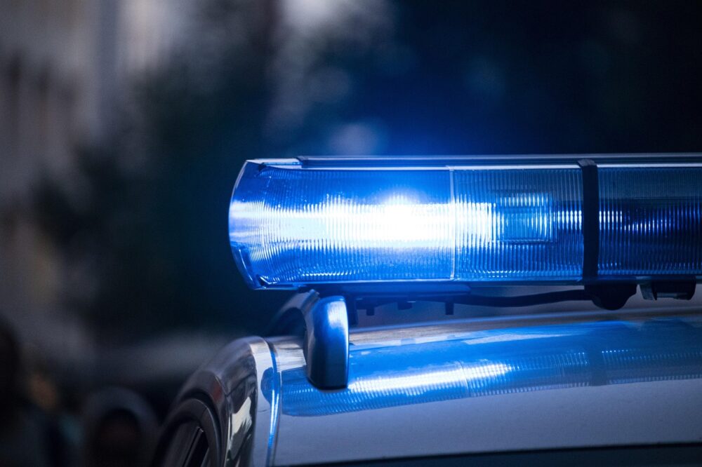 Advocaten: “Verdachte (35) van dodelijk verkeersongeval in Burdaard wil medeleven aan nabestaanden betuigen”