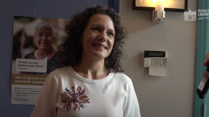 VIDEO: Leeuwarden organiseert brunch tegen laaggeletterdheid