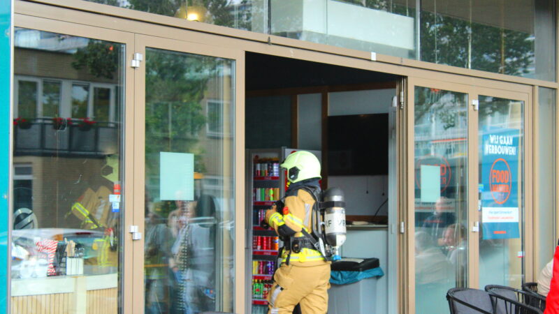 Brandlucht in cafetaria in Bilgaardpassage te Leeuwarden