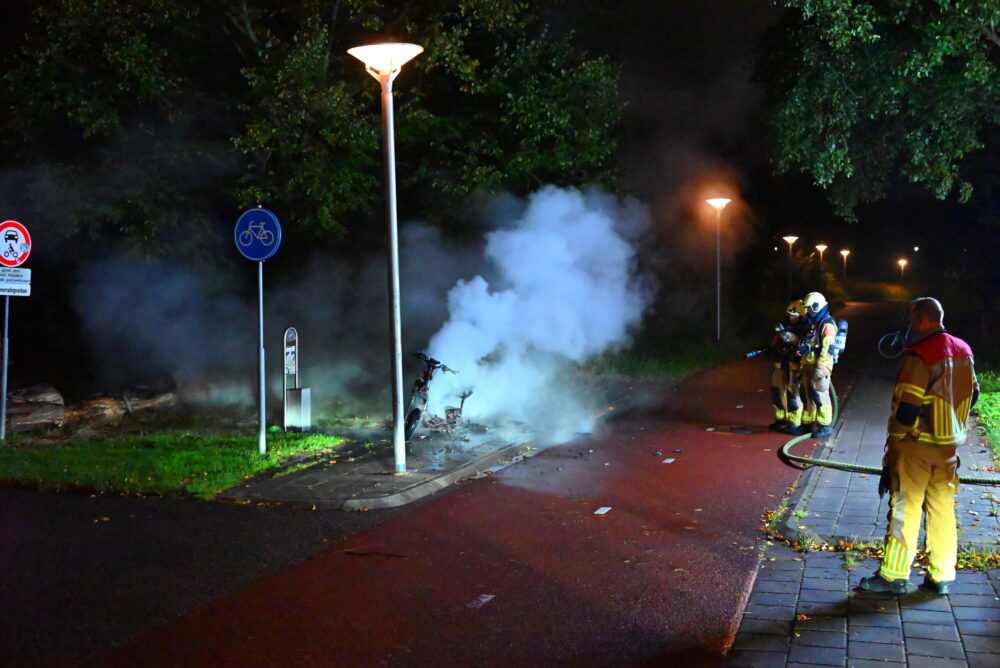 Voertuigbrand aan Middelzeelaan