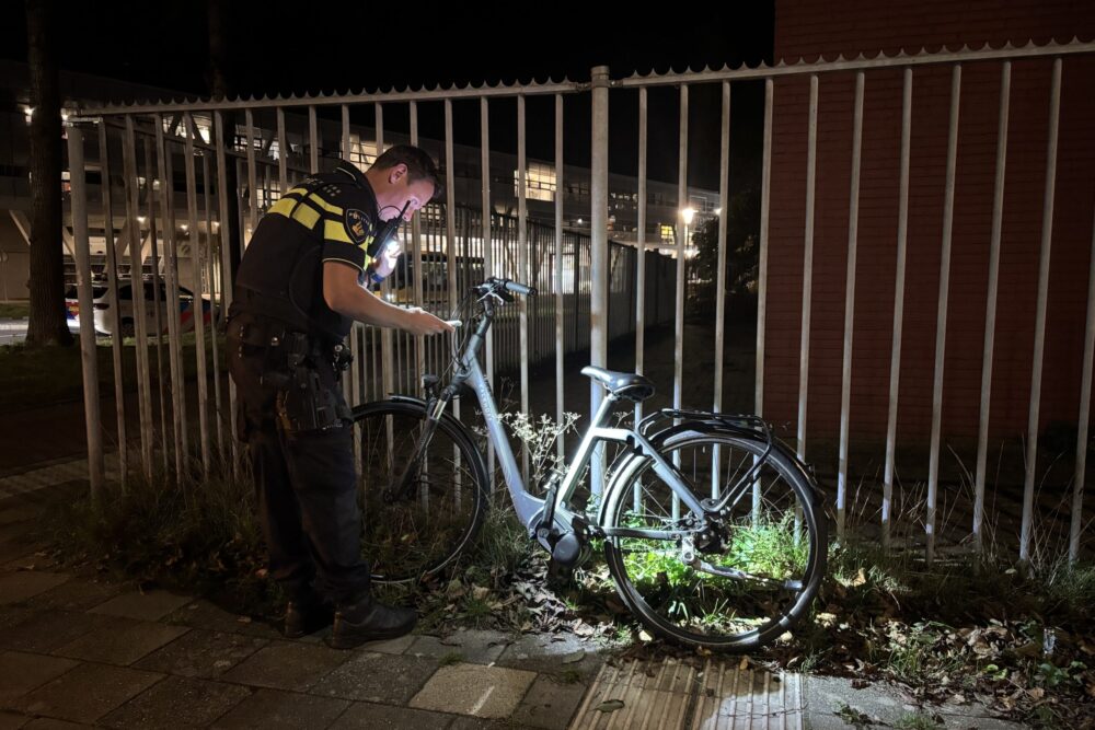 Fietser meegenomen naar politiebureau na botsing met auto